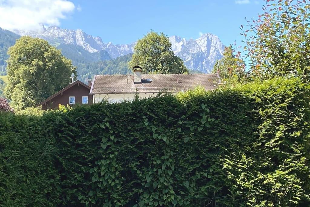 Zentral, Ruhig & Stilvoll Mit Bergpanorama+ Garten Garmisch-Partenkirchen Exterior foto